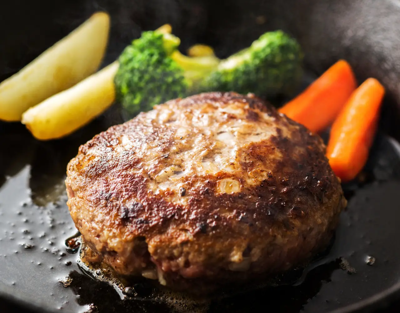 CARNE BURGER CON MIX DE QUESOS